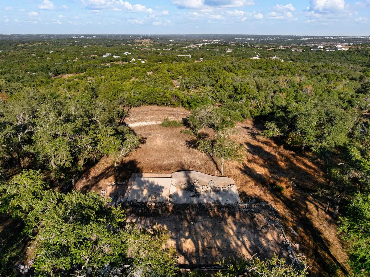 520 Harmon Hills Cv, Dripping Springs, TX 78620 - #1