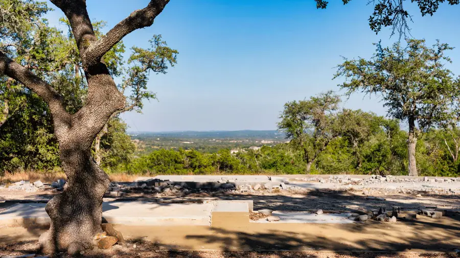 520 Harmon Hills Cv, Dripping Springs, TX 78620 - #3