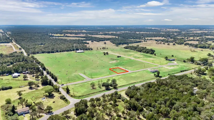 105 Nyala Ln, Rosanky, TX 78616 - Image #2