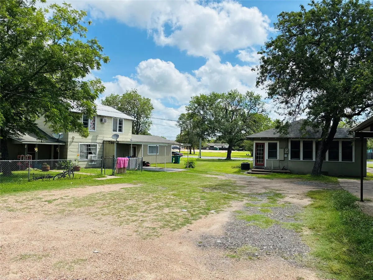 927 & 937 N Franklin St., La Grange, TX 78945 - #1