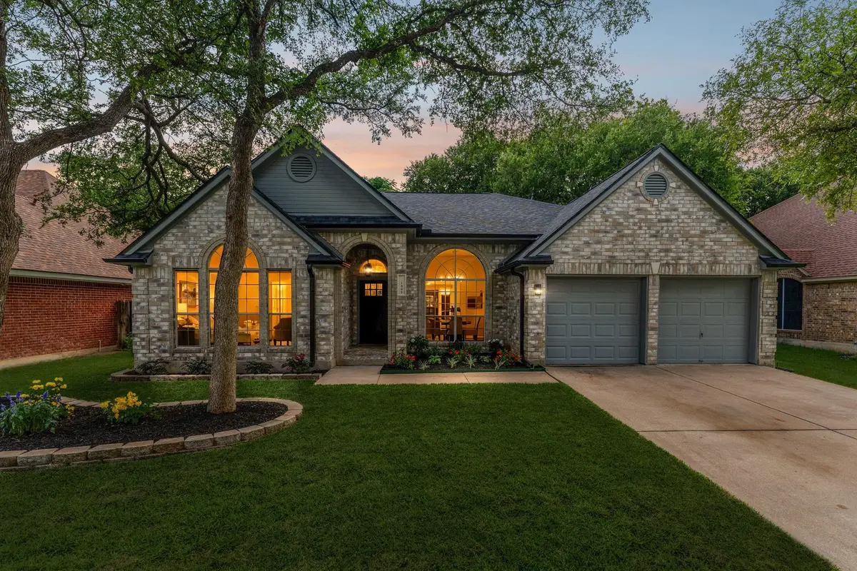 1000 Oaklands Dr, Round Rock, TX 78681 - #1