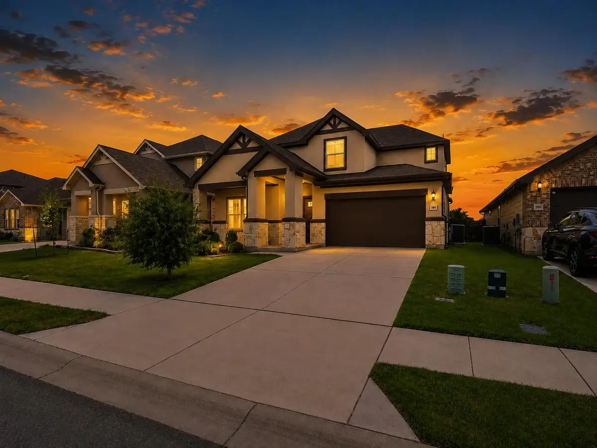 206 Wind Trl, Hutto, TX 78634 - #1