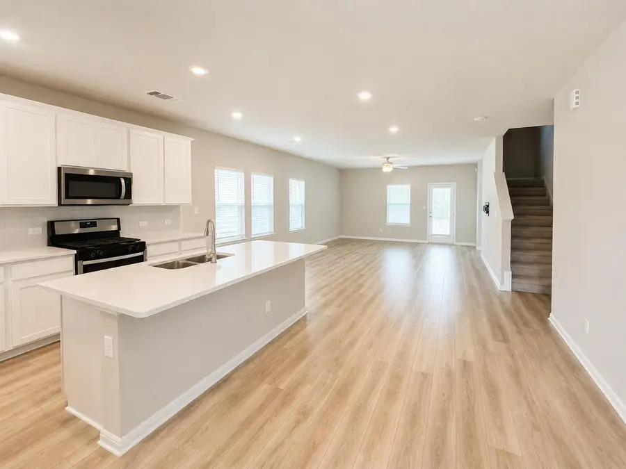 206 Wind Trl, Hutto, TX 78634 - #3