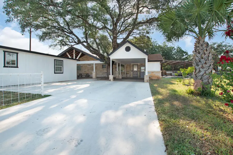 314 Seneca Dr, Burnet, TX 78611 - Image #3