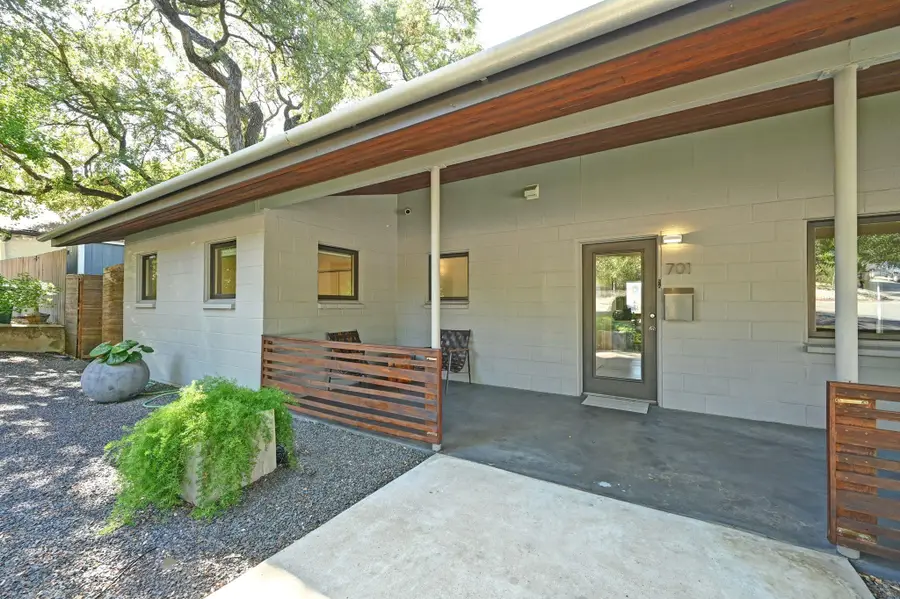701 Brownlee Cir, Austin, TX 78703 - Image #3
