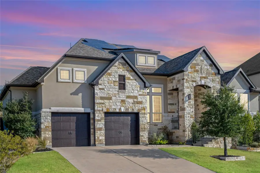 631 Brentwood Dr, Austin, TX 78737 - Image #2