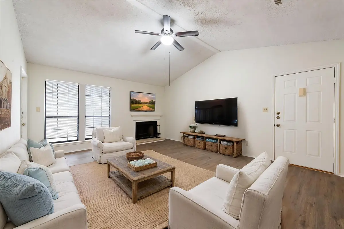 1202 Thorpe Ln #216, San Marcos, TX 78666 - #1