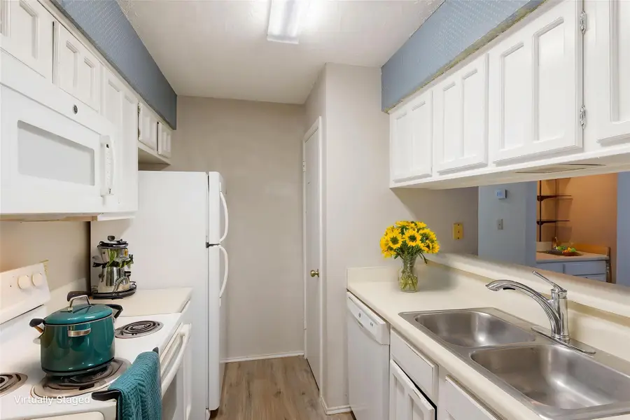 1202 Thorpe Ln #216, San Marcos, TX 78666 - #3