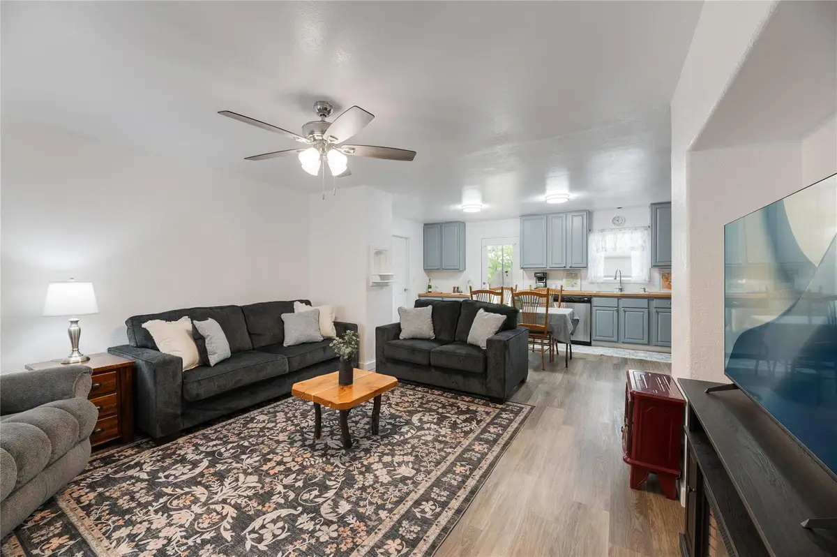 445 W Vaughan St, Bertram, TX 78605 - #1