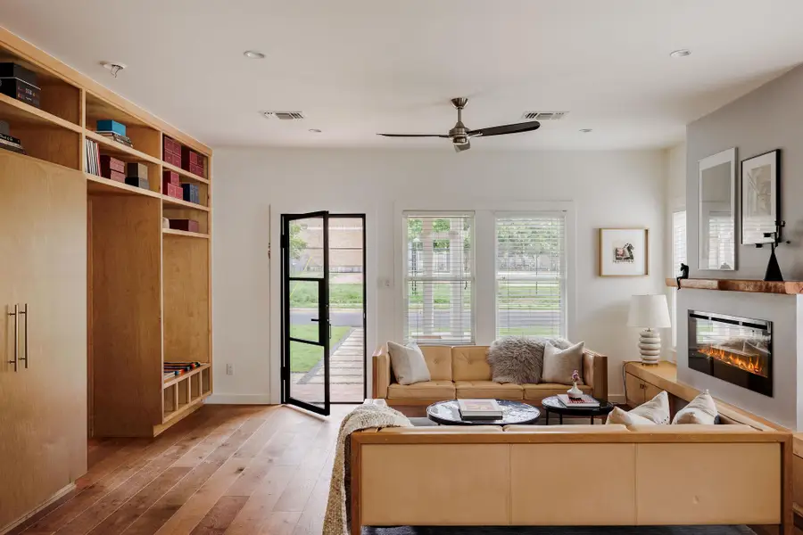 904 W Monroe St, Austin, TX 78704 - #3