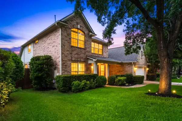 2508 Lipizzan Dr, Austin, TX 78732