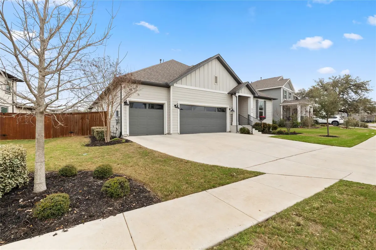 516 Moonlit Stream Pass, Dripping Springs, TX 78620 - #1