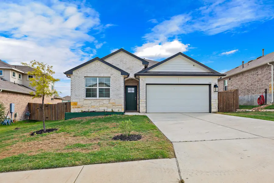 142 Solitude Dr, San Marcos, TX 78666 - #2