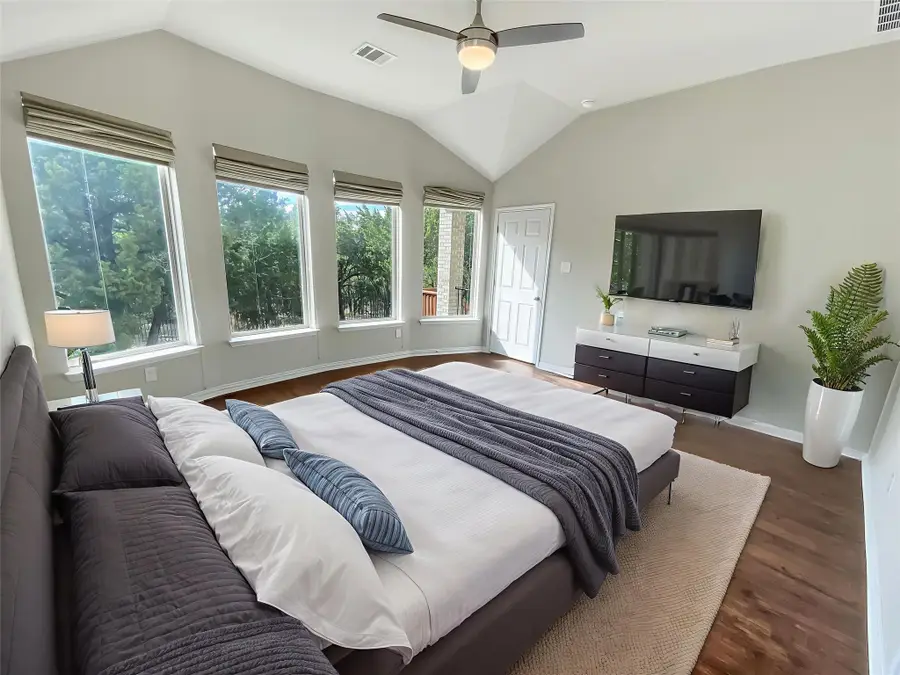 22621 Fountaingrass Ln, Lago Vista, TX 78645 - Image #3