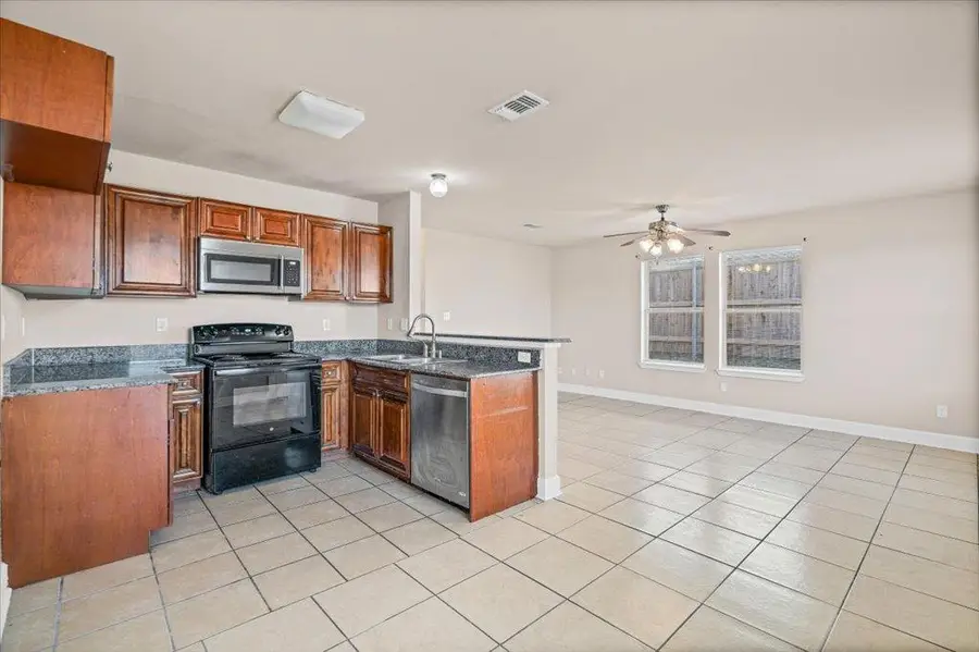 1503 Claremont Cir, Marble Falls, TX 78654 - #3