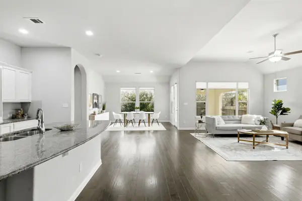 2909 Saint Paul Rivera, Round Rock, TX 78665