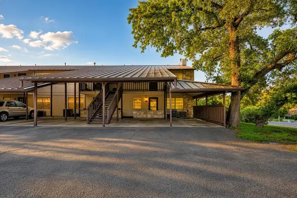 1202 Hi Stirrup #401, Horseshoe Bay, TX 78657