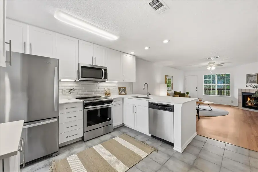 2215 Post Rd #2070, Austin, TX 78704 - #3