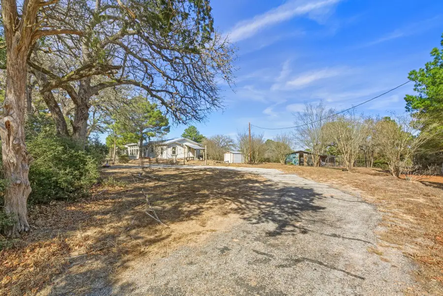 171 Mustang Dr, Paige, TX 78659 - #3