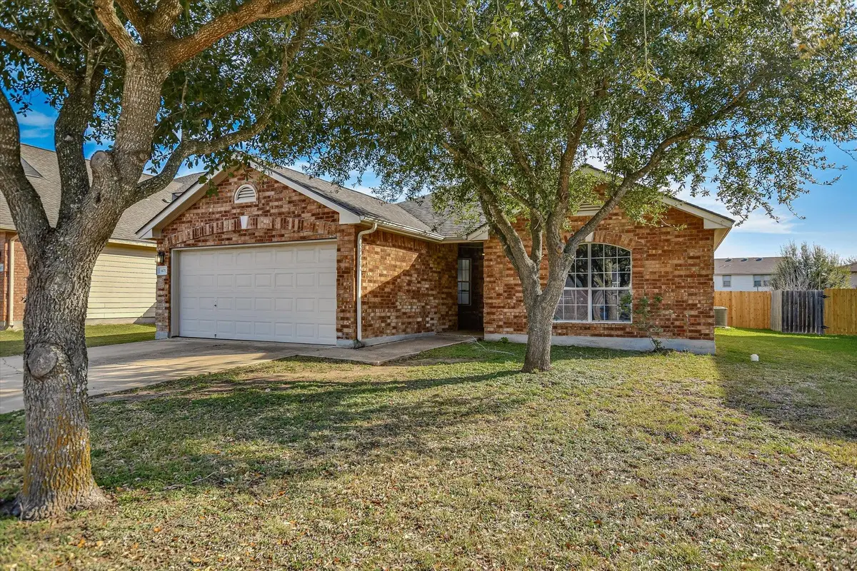 401 Bandara Woods Blvd, Elgin, TX 78621 - #1