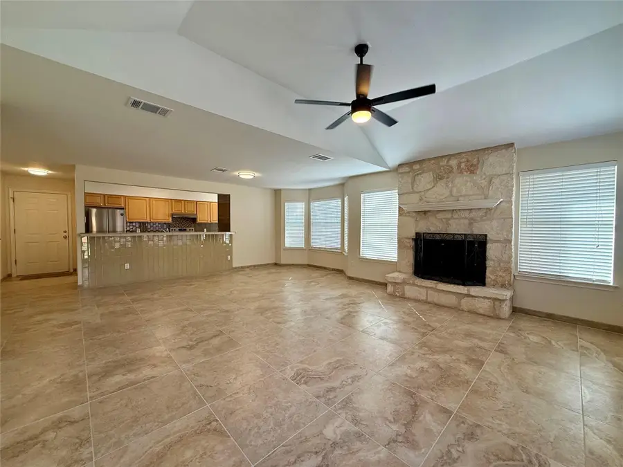 153 Dolly St, San Marcos, TX 78666 - #3