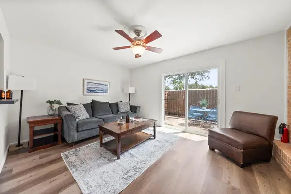 2300 Hancock Dr #5, Austin, TX 78756