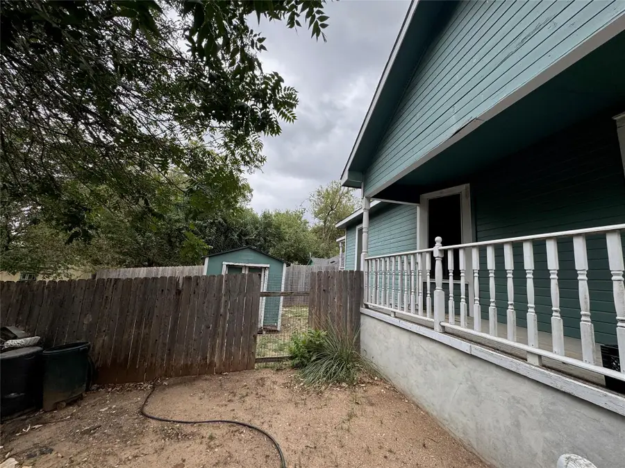 2503 Walter St, Austin, TX 78702 - #2
