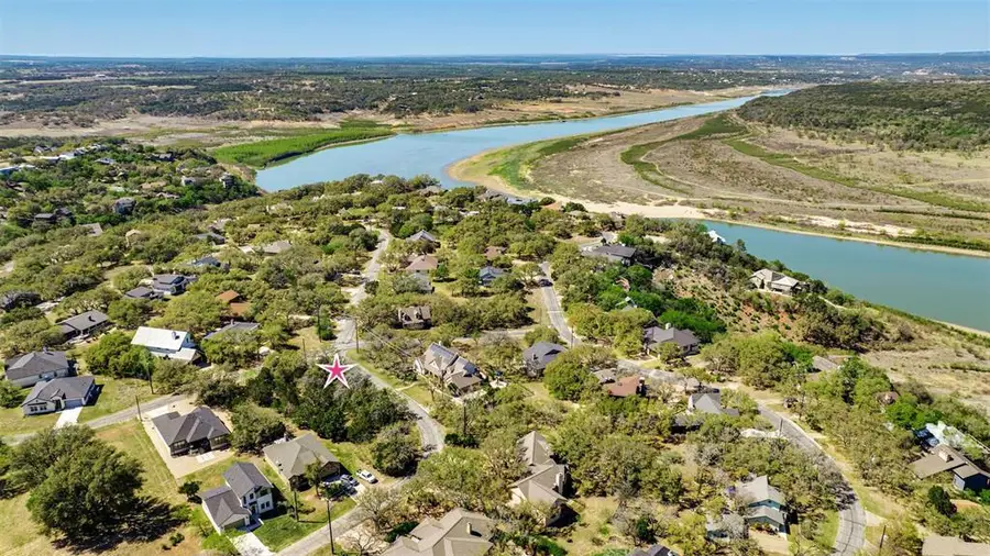000 Eton Ln, Spicewood, TX 78669 - Image #2