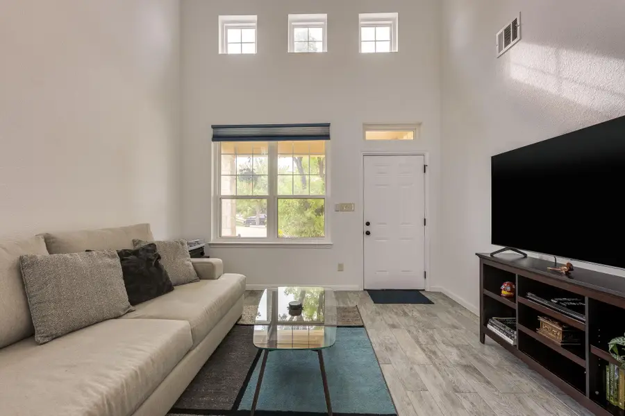 20900 Waterside Dr #1, Lago Vista, TX 78645 - #3