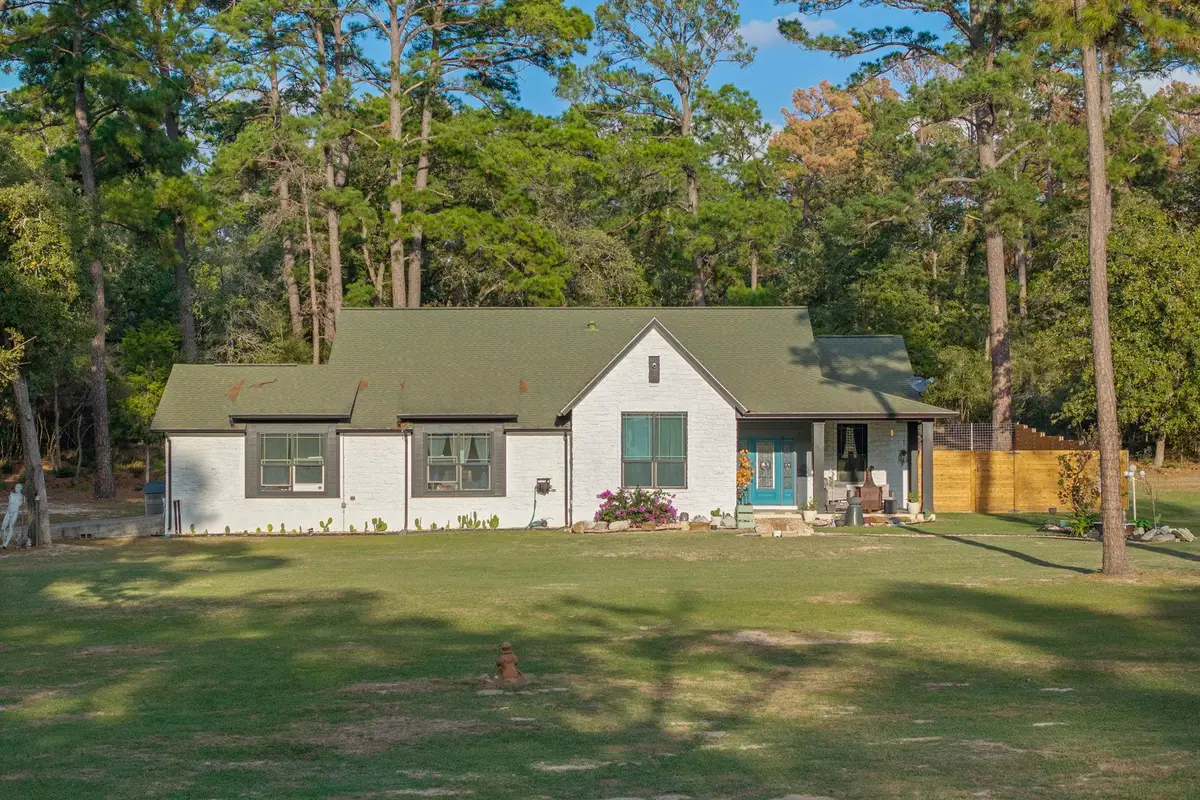 402 Pine Tree Loop, Bastrop, TX 78602 - Image #1