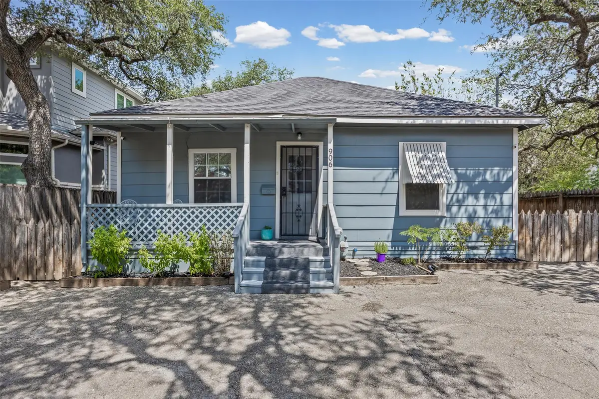 906 W Elizabeth St, Austin, TX 78704 - #1