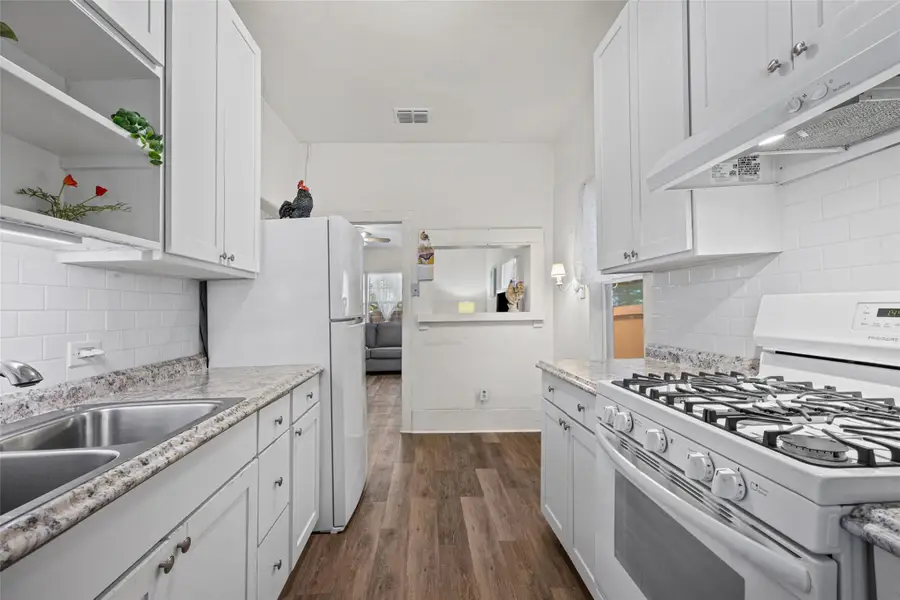 906 W Elizabeth St, Austin, TX 78704 - #3