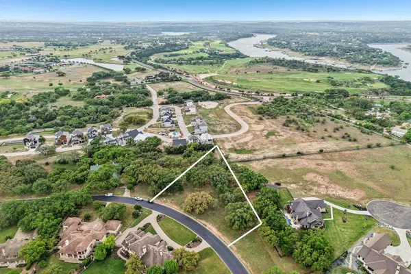 26101 Masters Pkwy, Spicewood, TX 78669