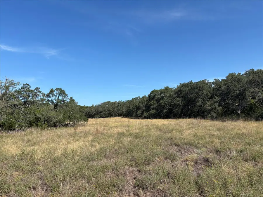 955 Upper Balcones Rd, Boerne, TX 78006 - #3