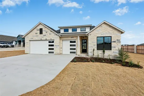 109 Mcnaughton Dr, Liberty Hill, TX 78642