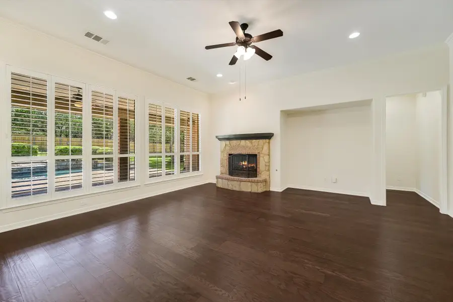 560 Aspen Dr, Austin, TX 78737 - #2