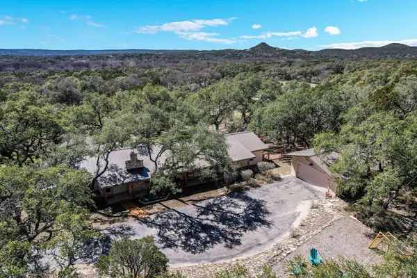 200 W Meadow Ln, Wimberley, TX 78676