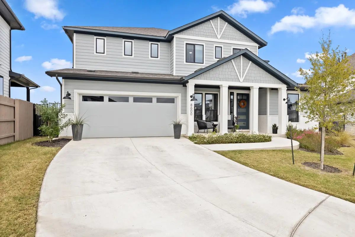 8600 Lefrak Dr, Austin, TX 78744 - Image #1