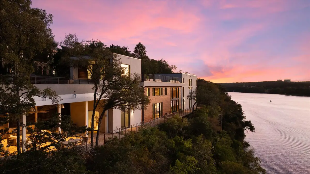 2200 Scenic Dr, Austin, TX 78703 - #1