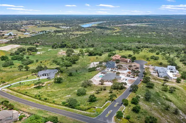 1008 Starlight Canyon Ct, Spicewood, TX 78669