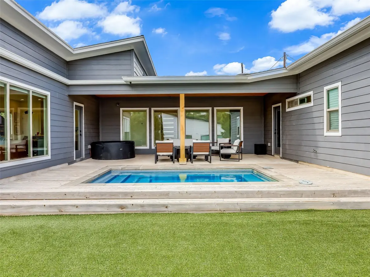 8603 Big Horn Circle, Lago Vista, TX 78645 - Image #1