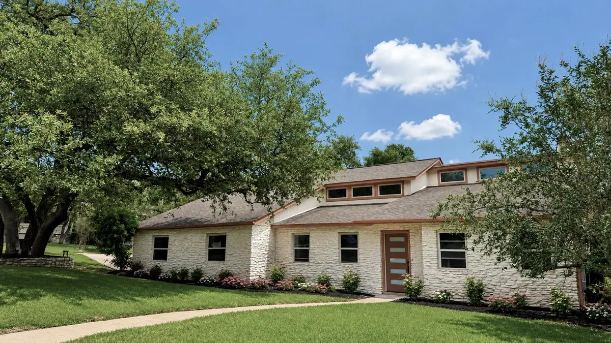 10511 Tweedsmuir Dr, Austin, TX 78750 - #1