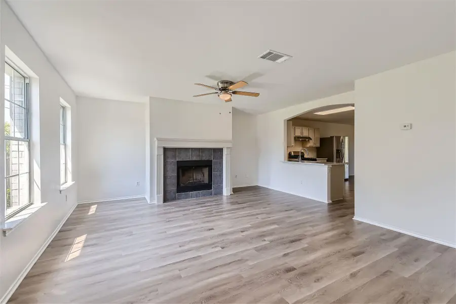 131 Hilldale Ct, Kyle, TX 78640 - Image #2