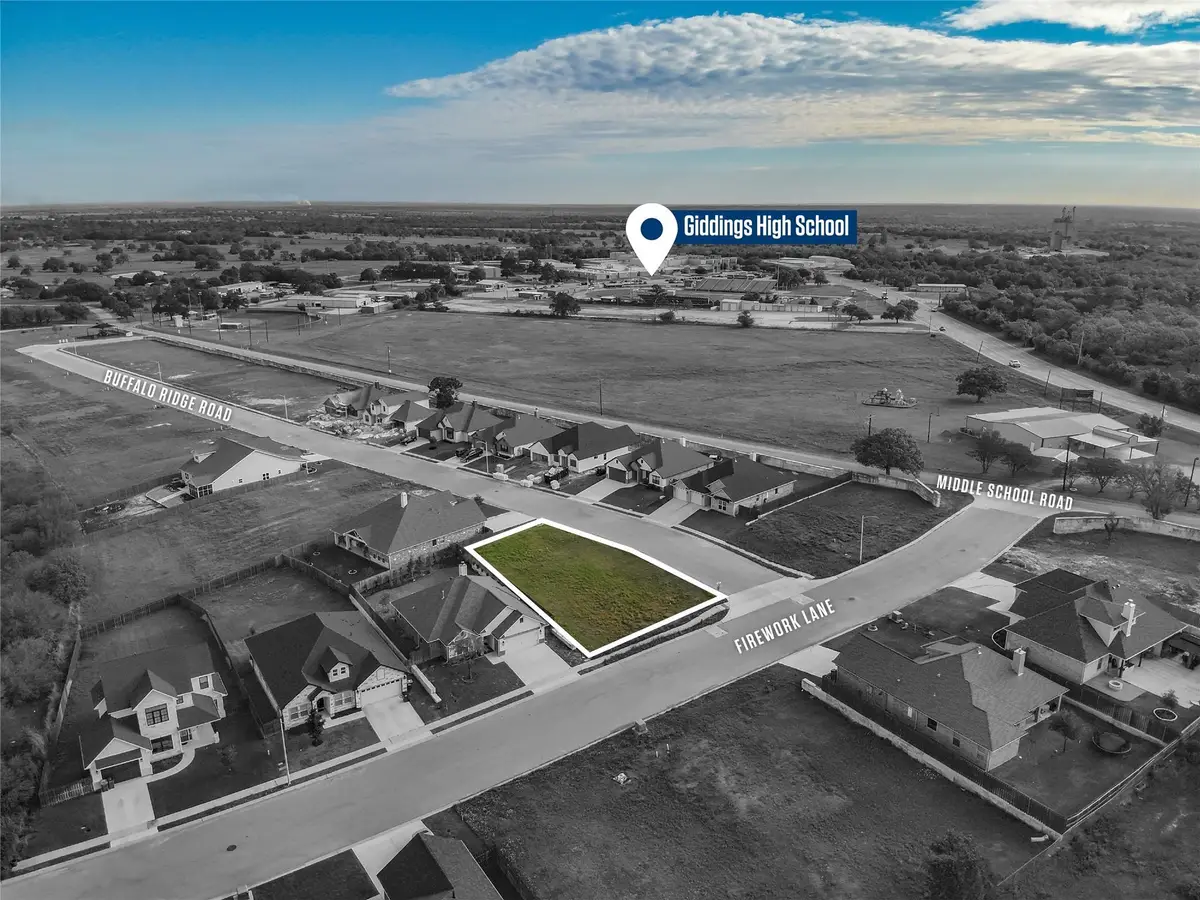 331 Firework Ln, Giddings, TX 78942 - #1