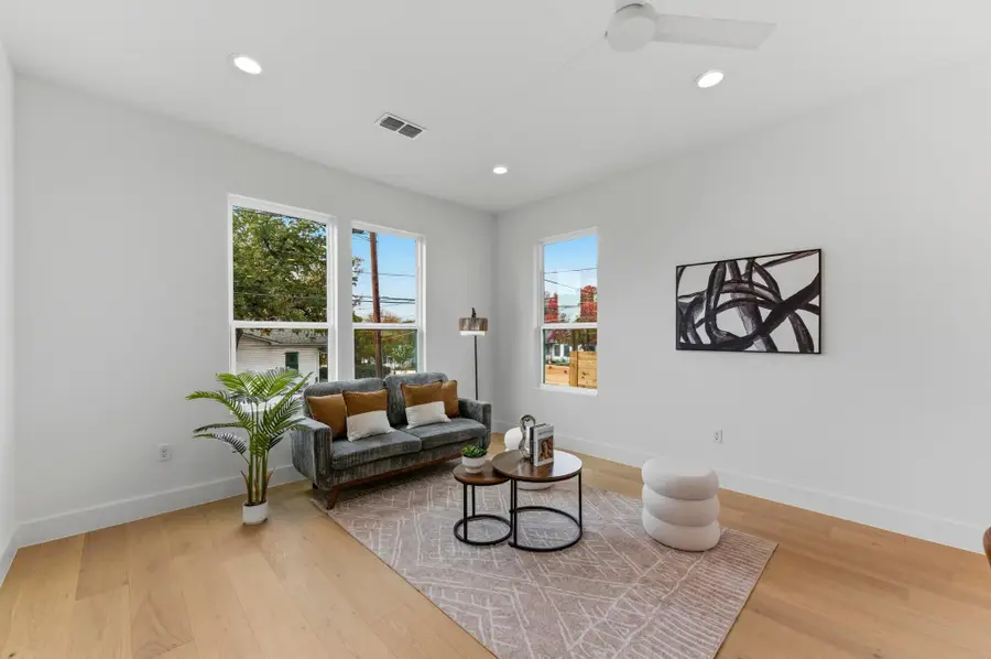 1197 Coleto St, Austin, TX 78702 - Image #2