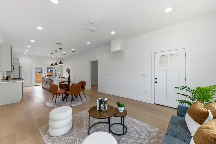 1197 Coleto St, Austin, TX 78702 - Image #3