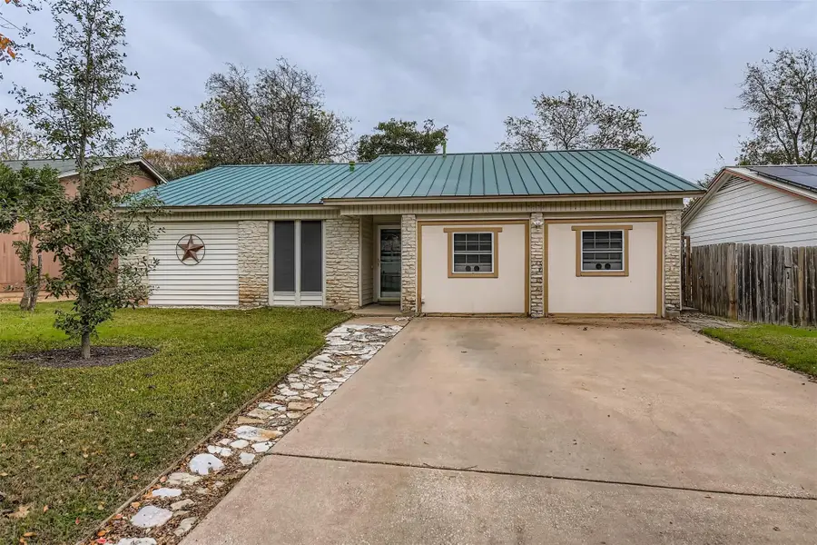 3104 Dominic Dr, Austin, TX 78745 - Image #2
