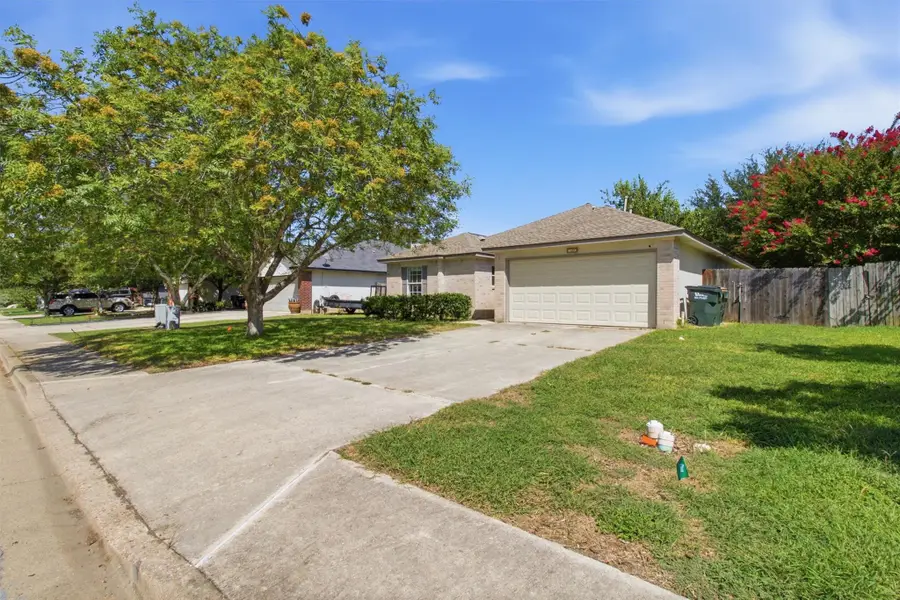 168 Beau Ln, Kyle, TX 78640 - #3