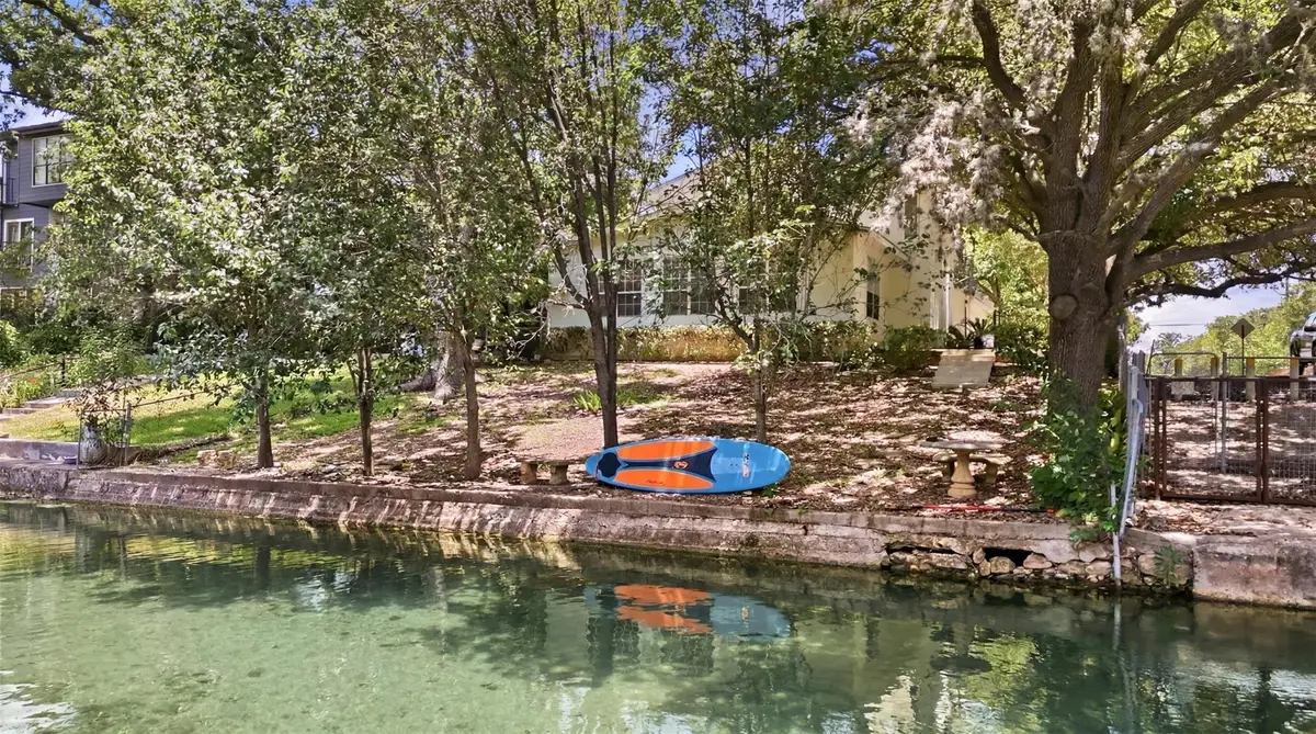 101 E Edgewater Ter, New Braunfels, TX 78130 - #1