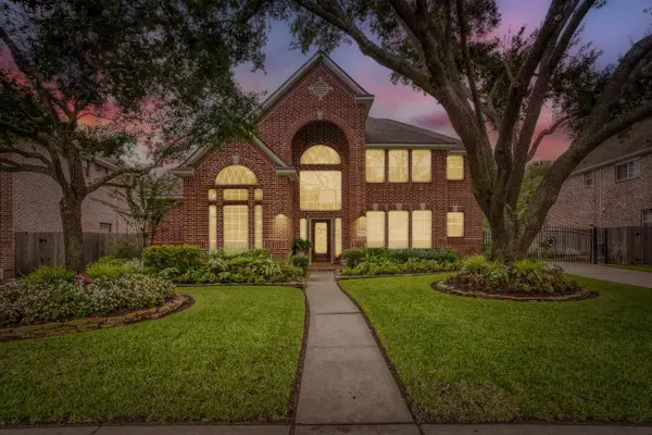 17335 W Copper Lakes Dr, Houston, TX 77095